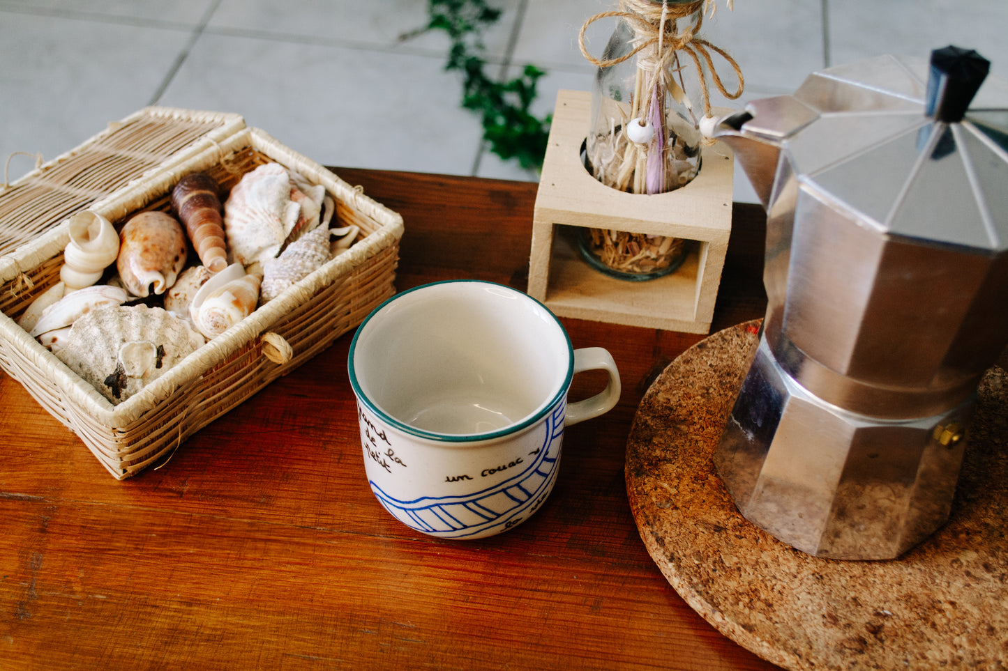 Tasse "l'échelle de la vie" - sous le sable design - grisbleu