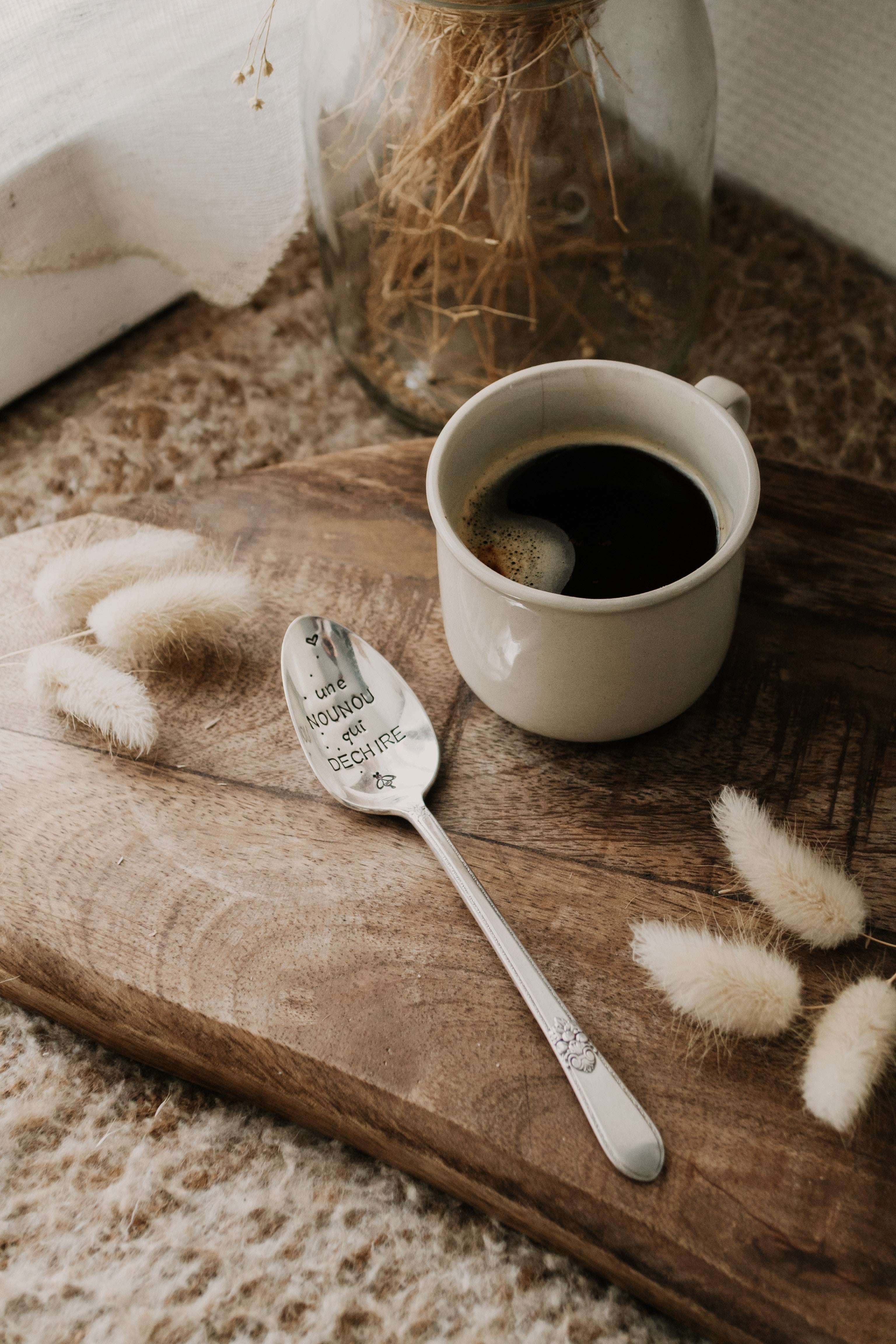 Cuillère "une NOUNOU qui DECHIRE" - sous le sable design - grisbleu