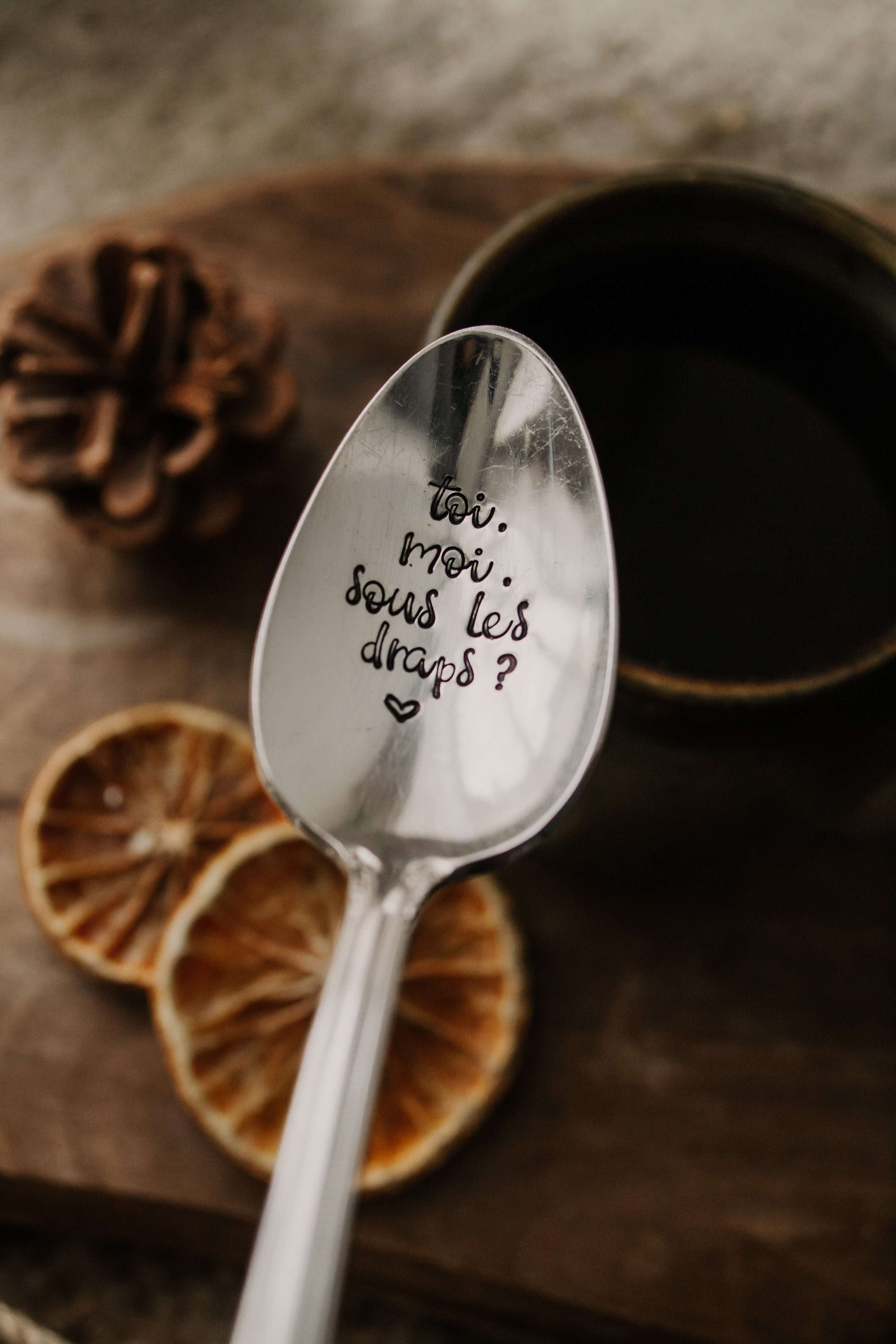 Cuillère "toi, moi, sous les draps ?" - sous le sable design - grisbleu