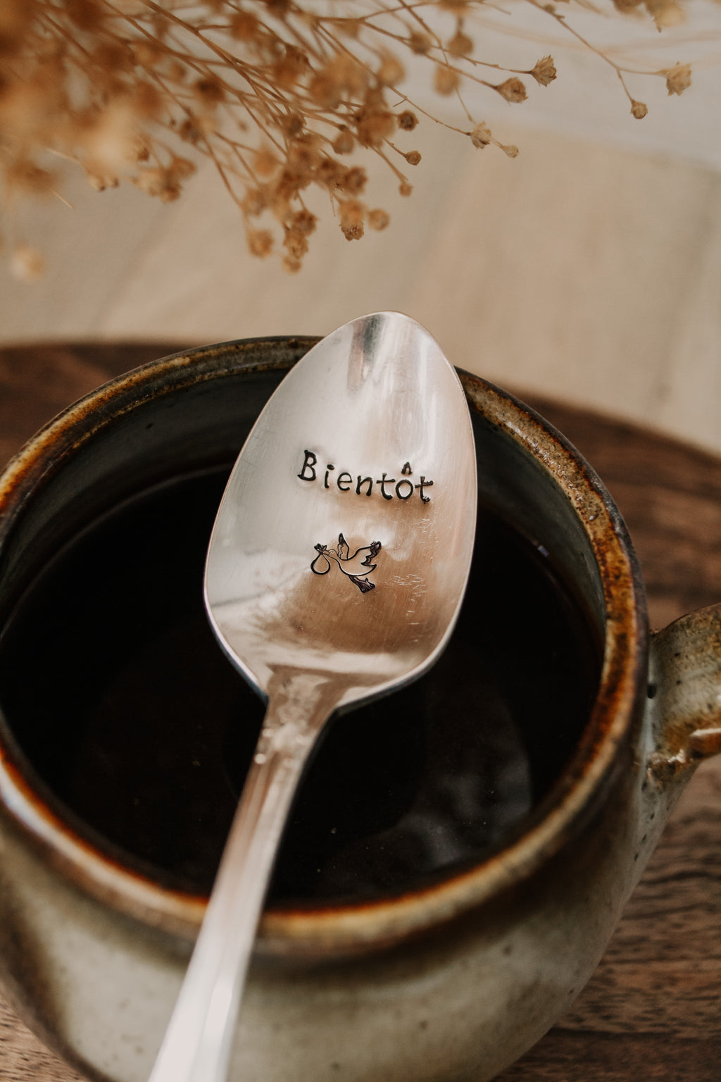 Cuillère "Bientôt ..." - sous le sable design - grisbleu