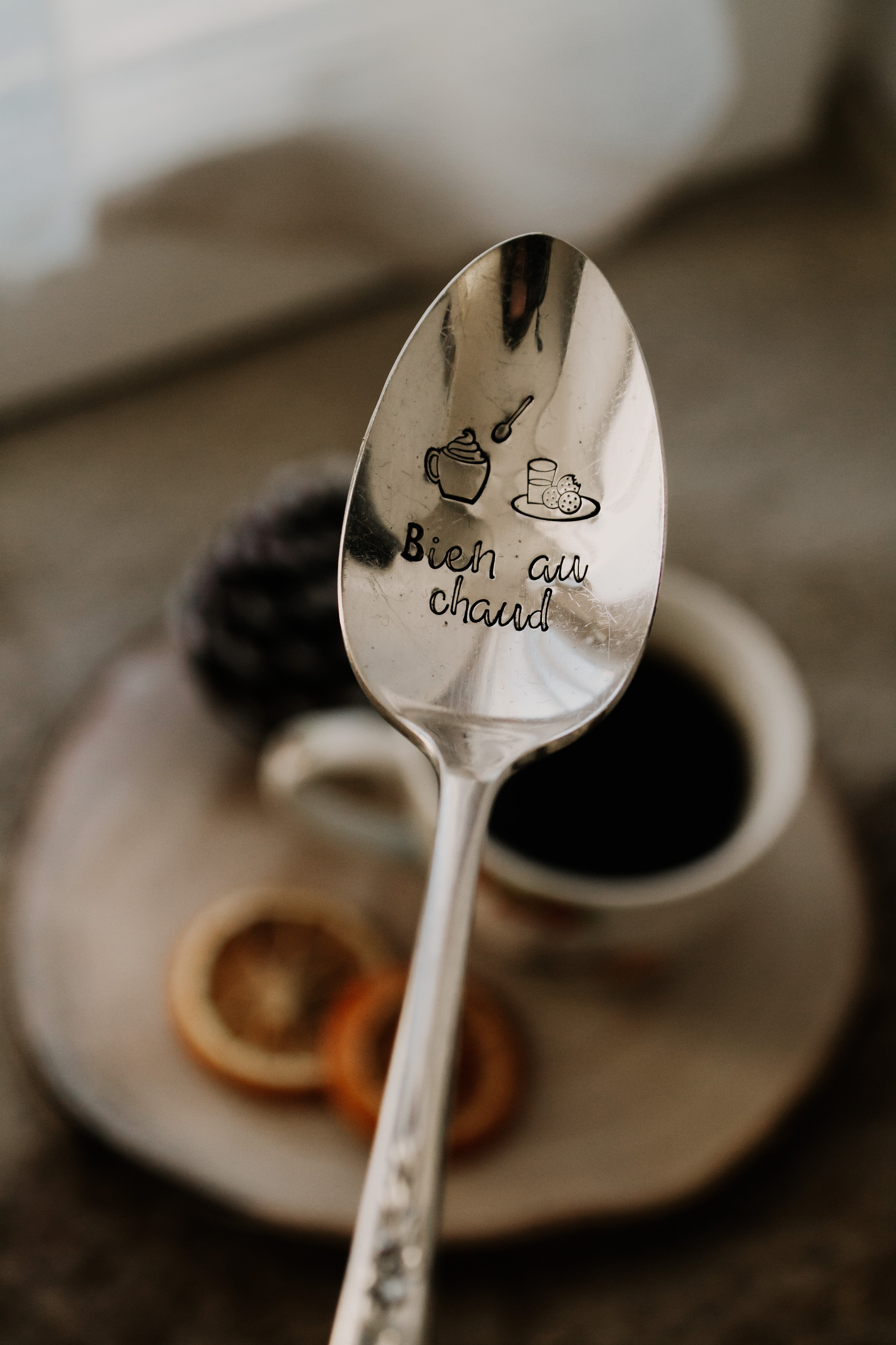 Cuillère "Bien au chaud" - sous le sable design - grisbleu