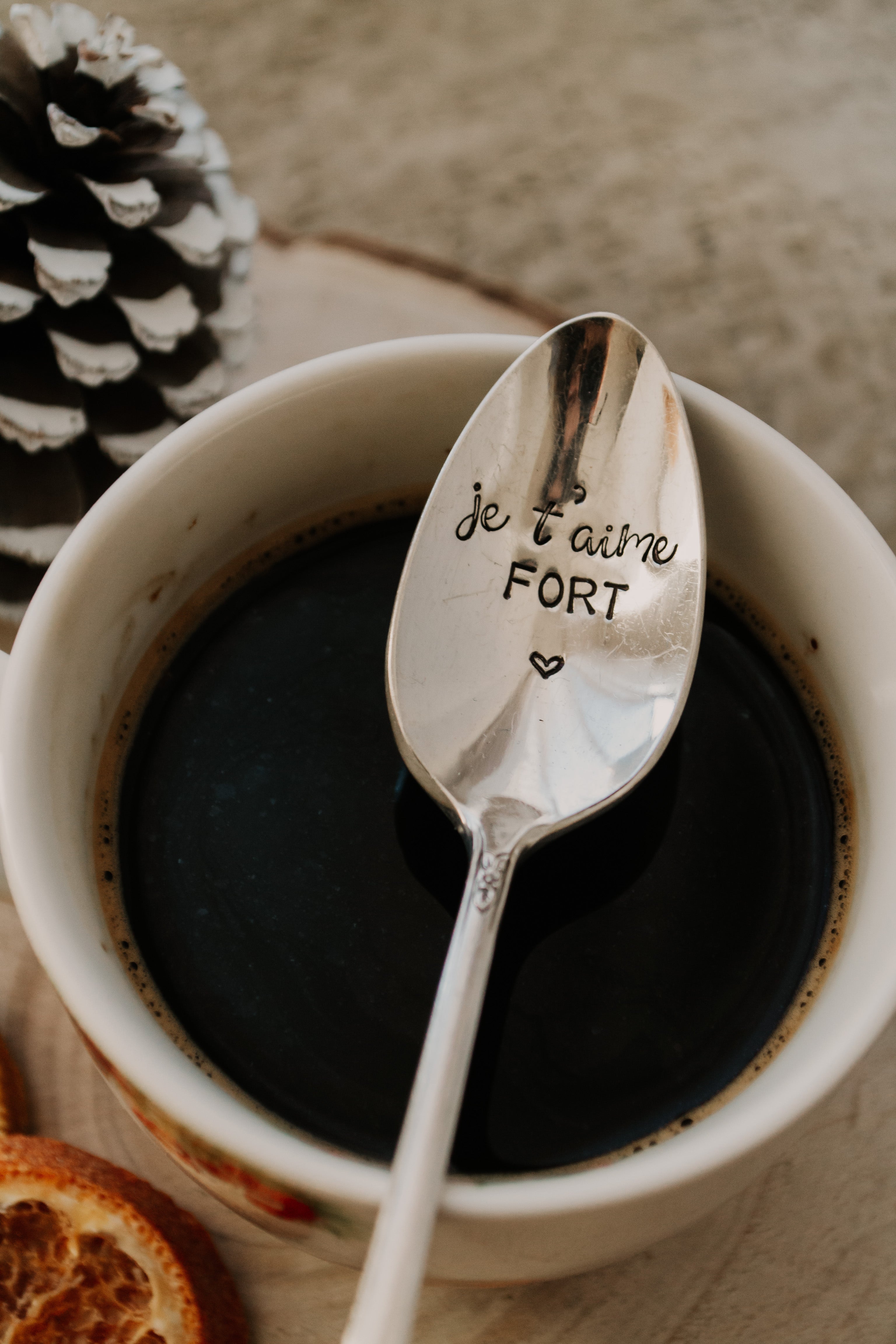 Cuillère "je t'aime FORT" - sous le sable design - grisbleu