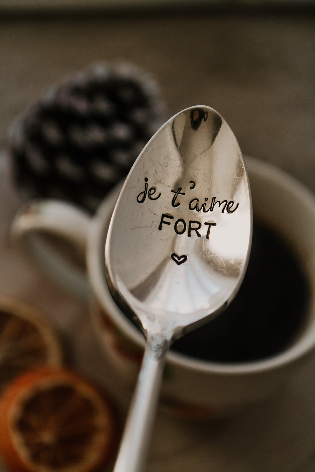 Cuillère "je t'aime FORT" - sous le sable design - grisbleu
