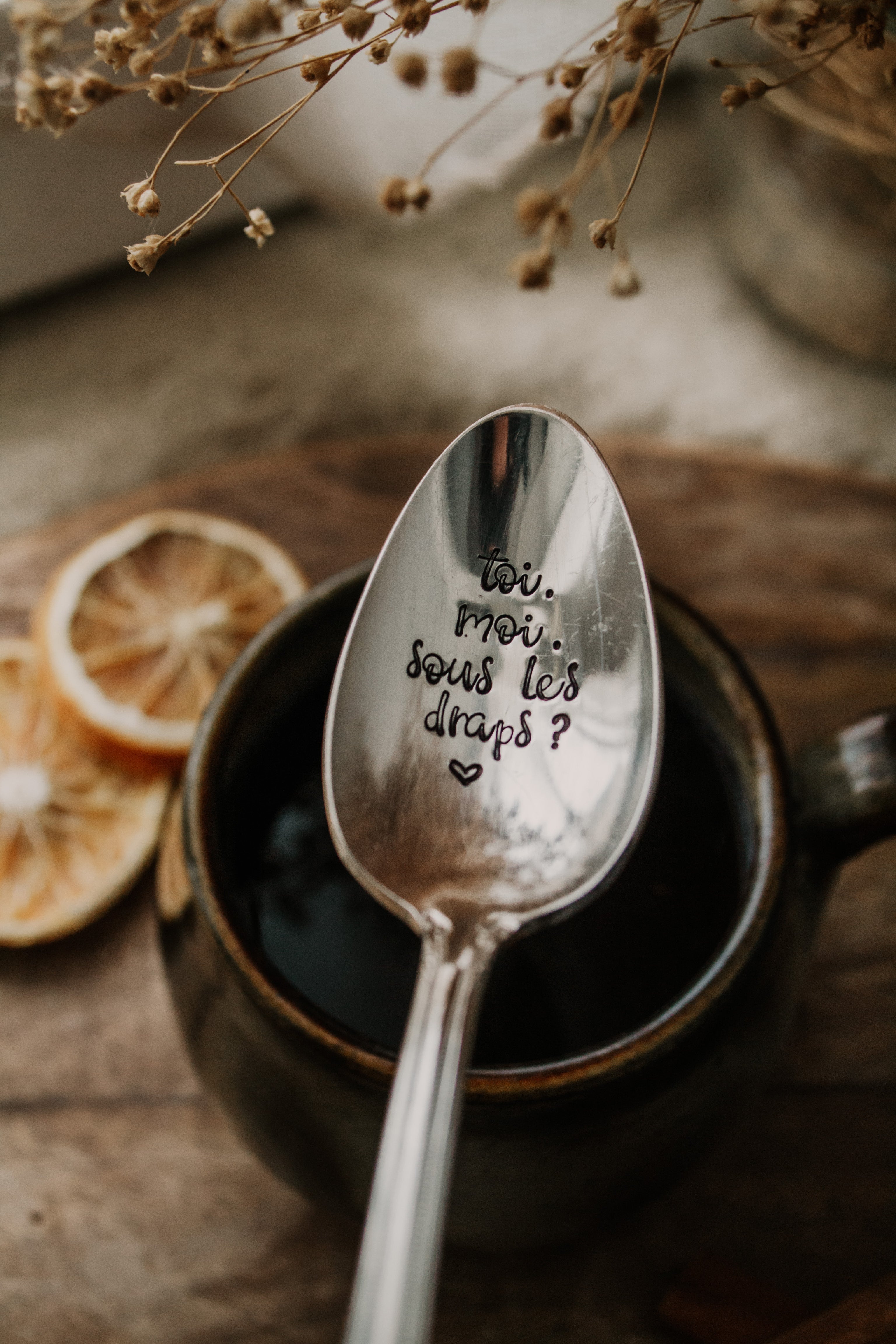 Cuillère "toi, moi, sous les draps ?" - sous le sable design - grisbleu