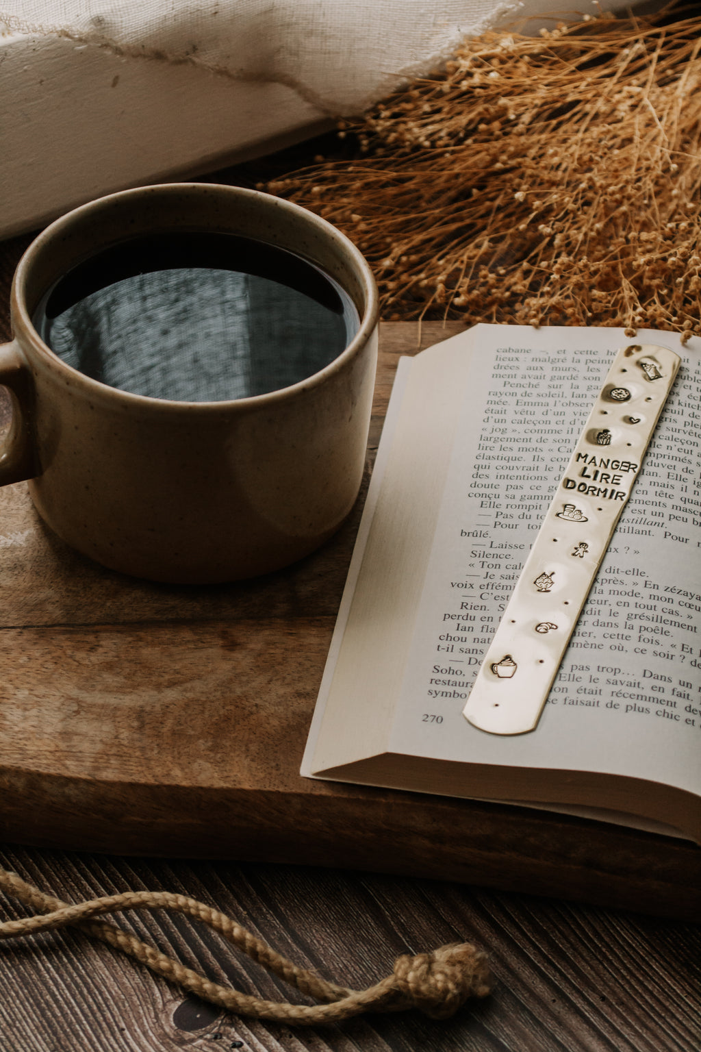 Marque-page "MANGER LIRE DORMIR" - sous le sable design - grisbleu