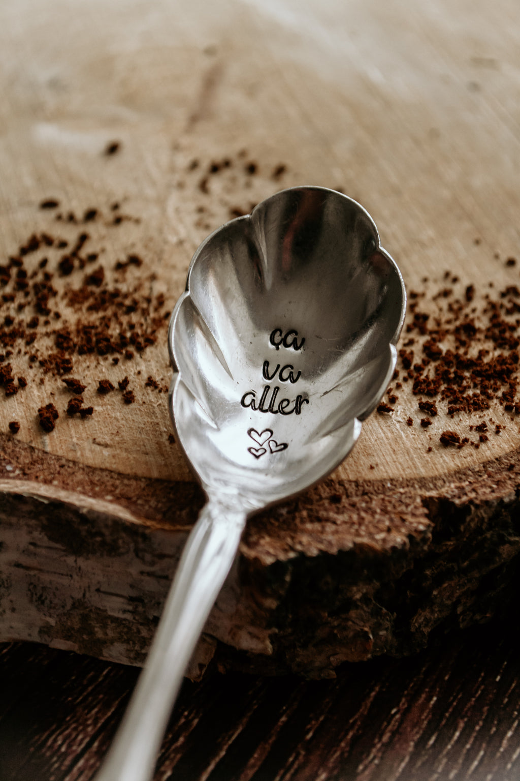 Cuillère coquillage "ça va aller" - sous le sable design - grisbleu