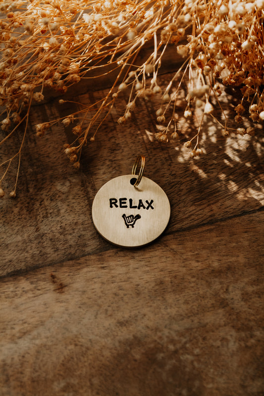 Porte-clé "RELAX" - sous le sable design - grisbleu