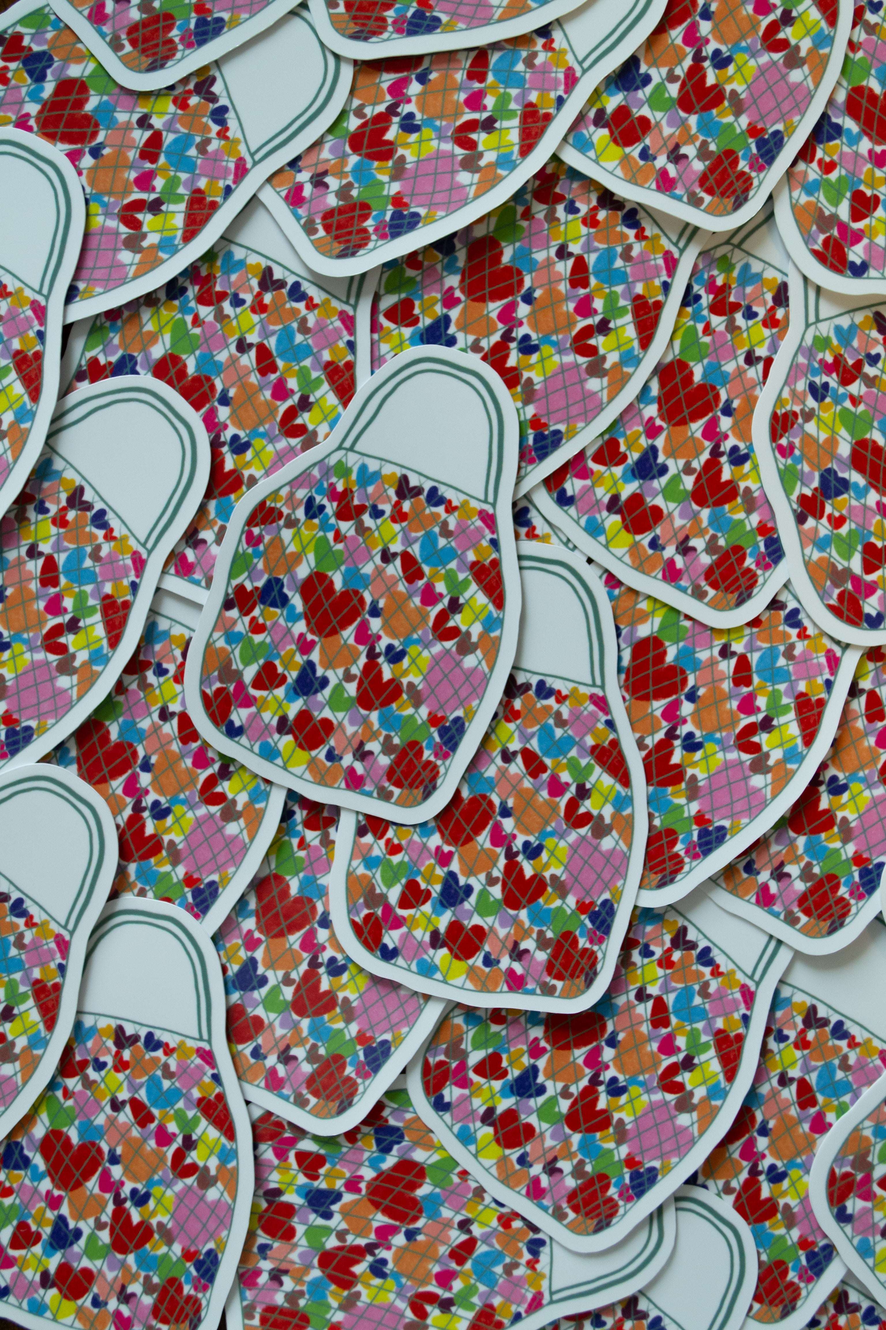 autocollant baluchon - sac rempli de petits coeurs