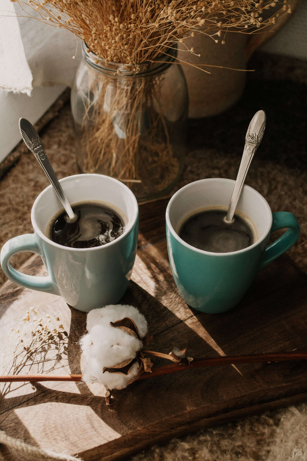 Personnalisation cuillère à café avec manche fleuri - sous le sable design - grisbleu