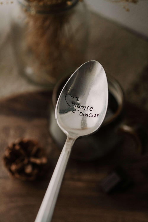 Cuillère " mamie d'amour" - sous le sable design - grisbleu