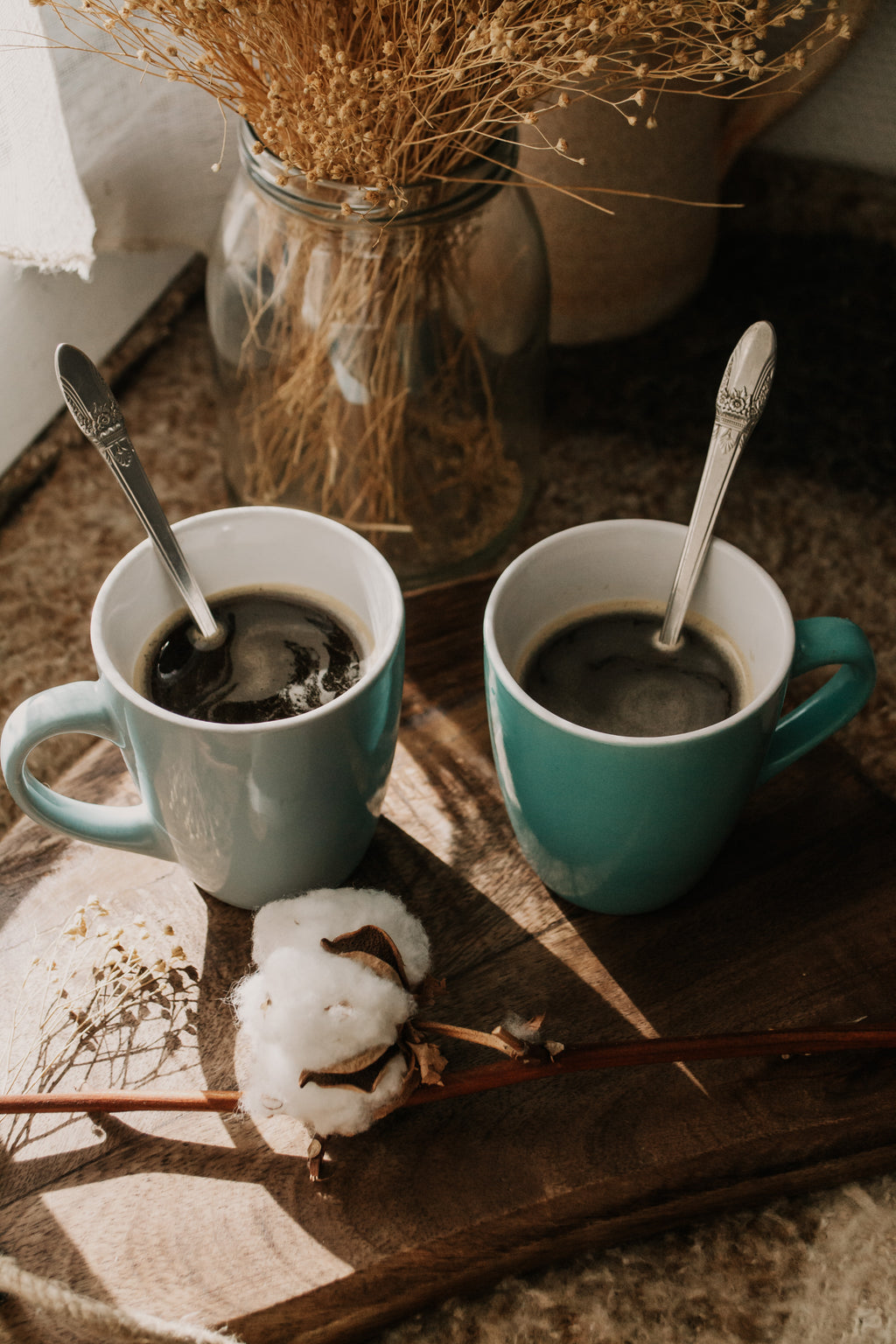 Personnalisation cuillère à café avec manche fleuri - sous le sable design - grisbleu