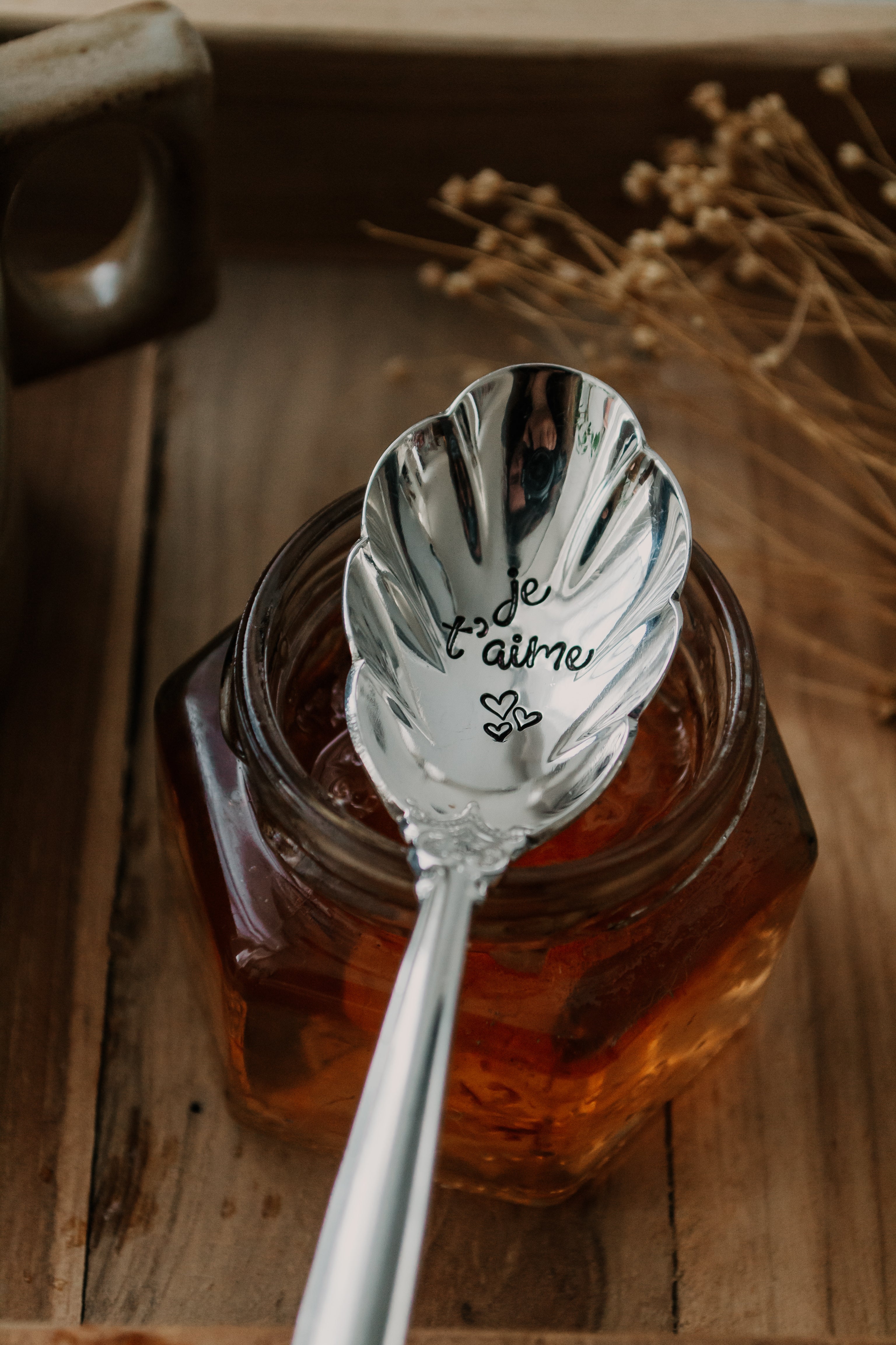 Cuillère coquillage "je t'aime" - sous le sable design - grisbleu