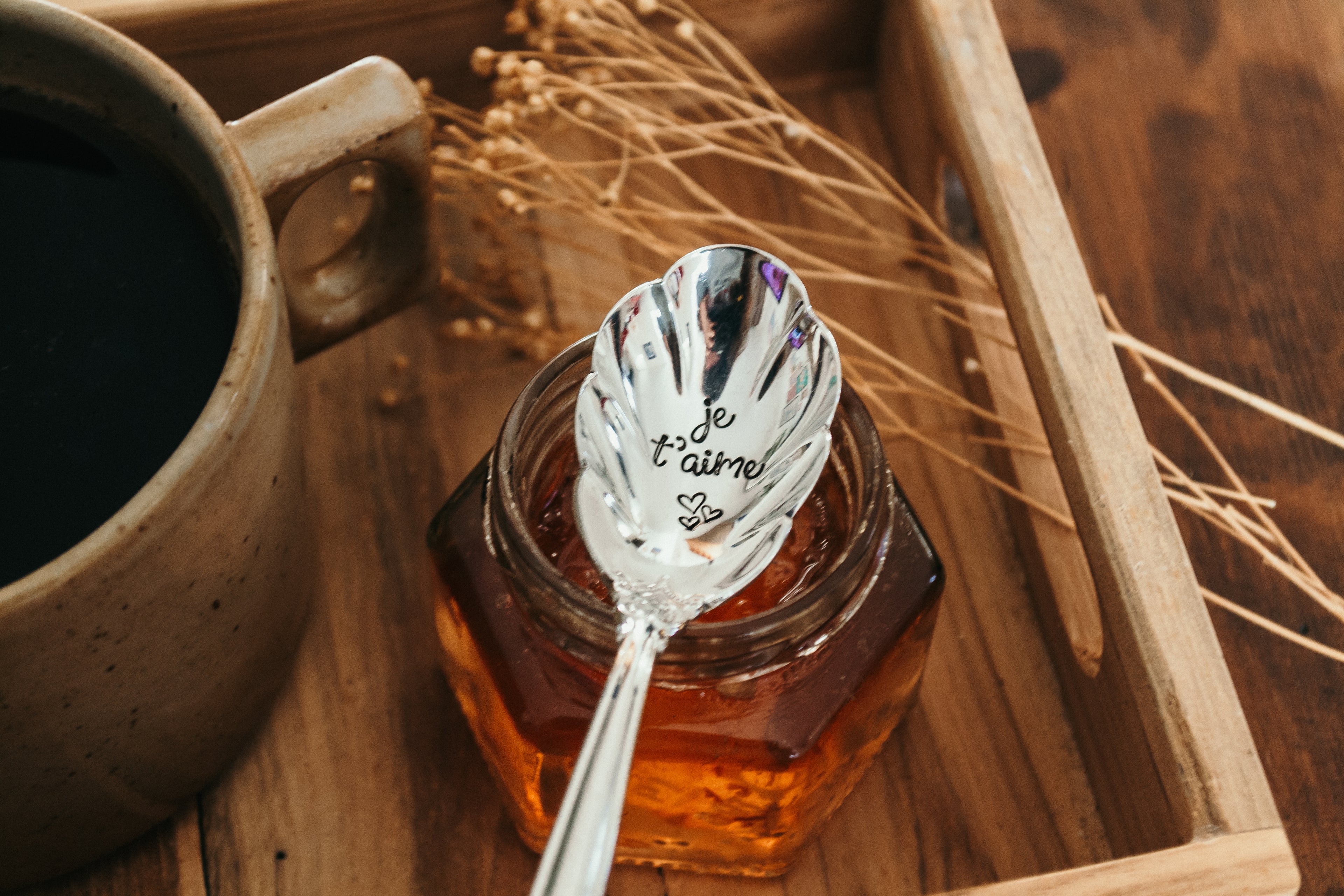 Cuillère coquillage "je t'aime" - sous le sable design - grisbleu