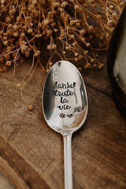 Cuillère "danser toute la vie" - sous le sable design - grisbleu