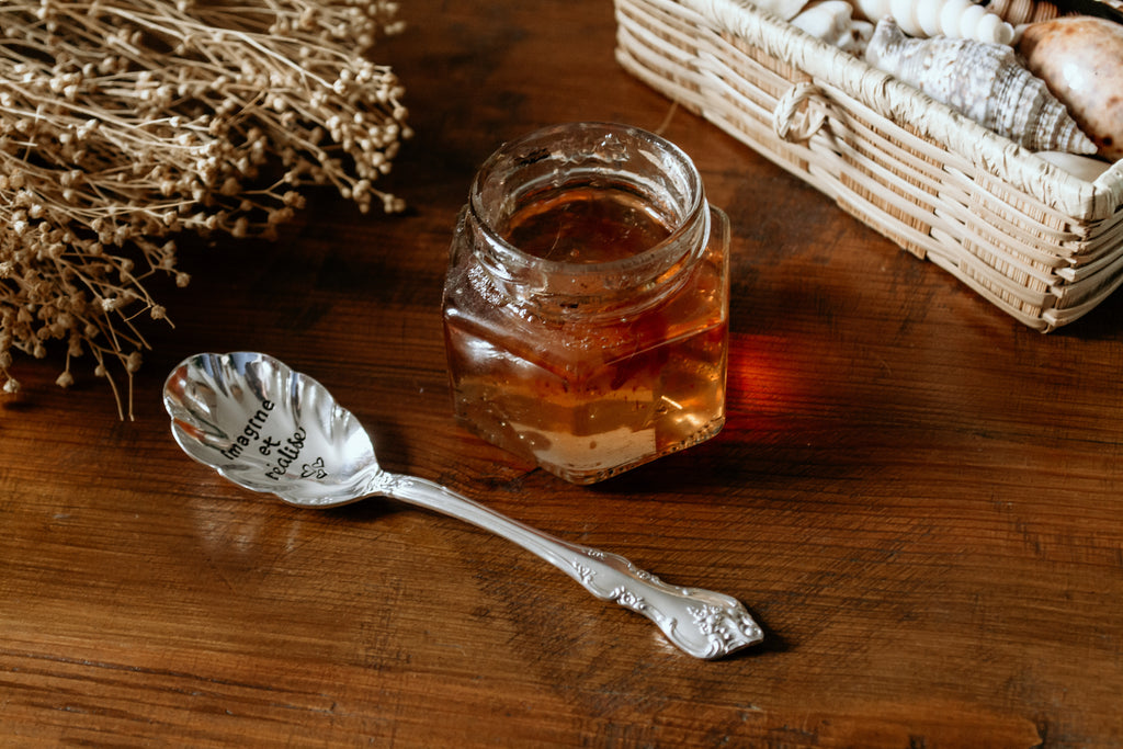 Cuillère coquillage "Imagine et réalise" - sous le sable design - grisbleu