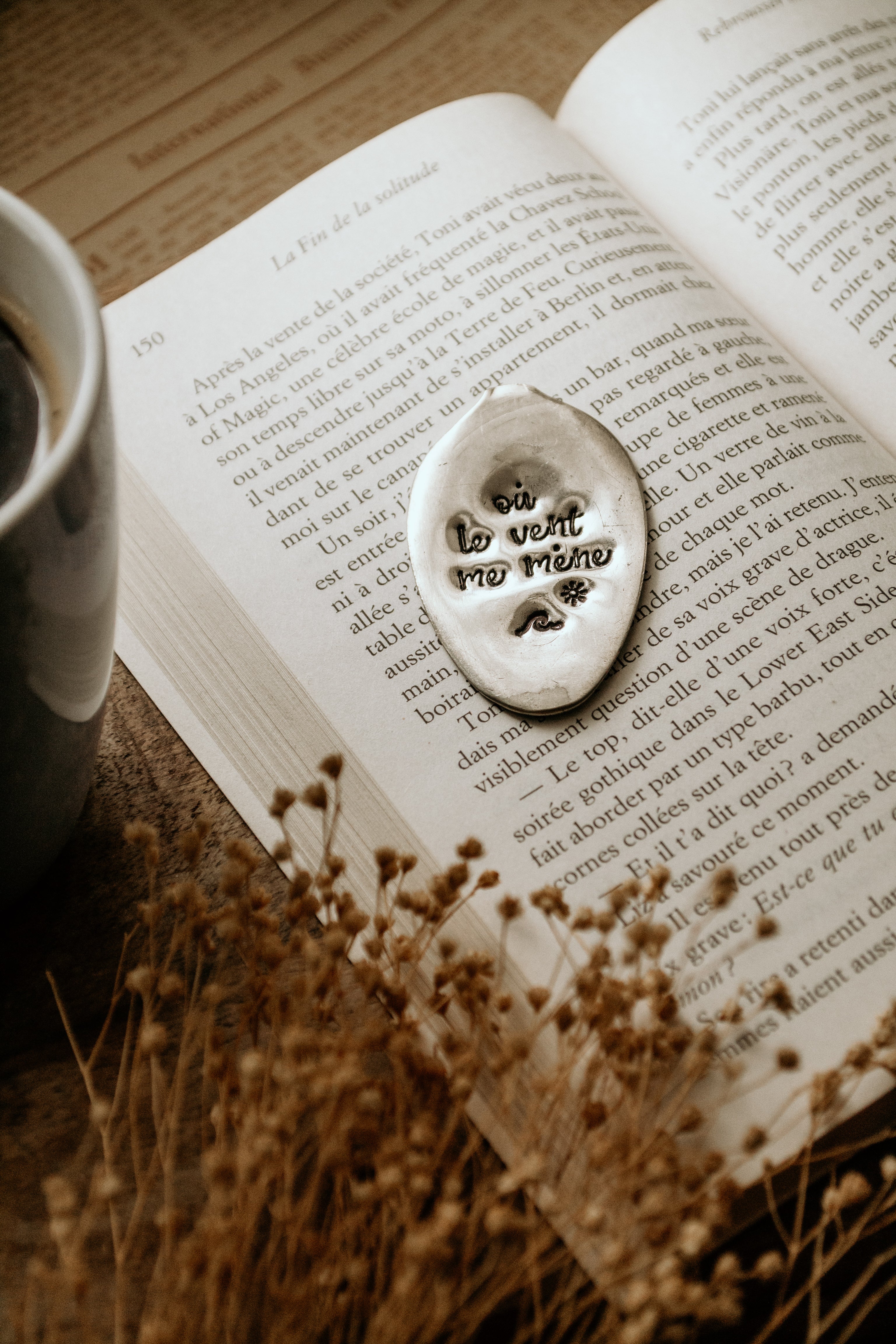 Douce pensée "où le vent me mène" - sous le sable design - grisbleu