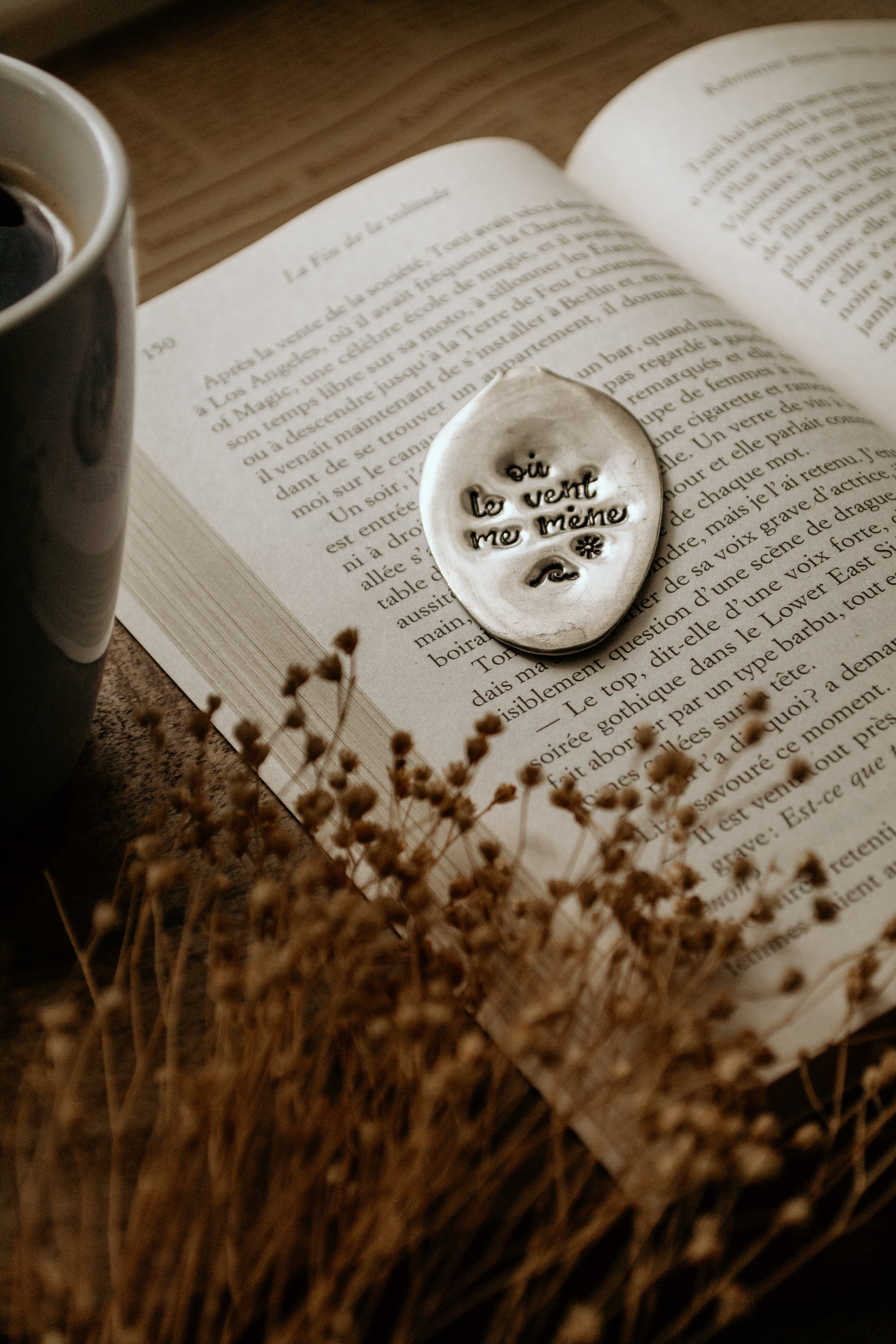 Douce pensée "où le vent me mène" - sous le sable design - grisbleu