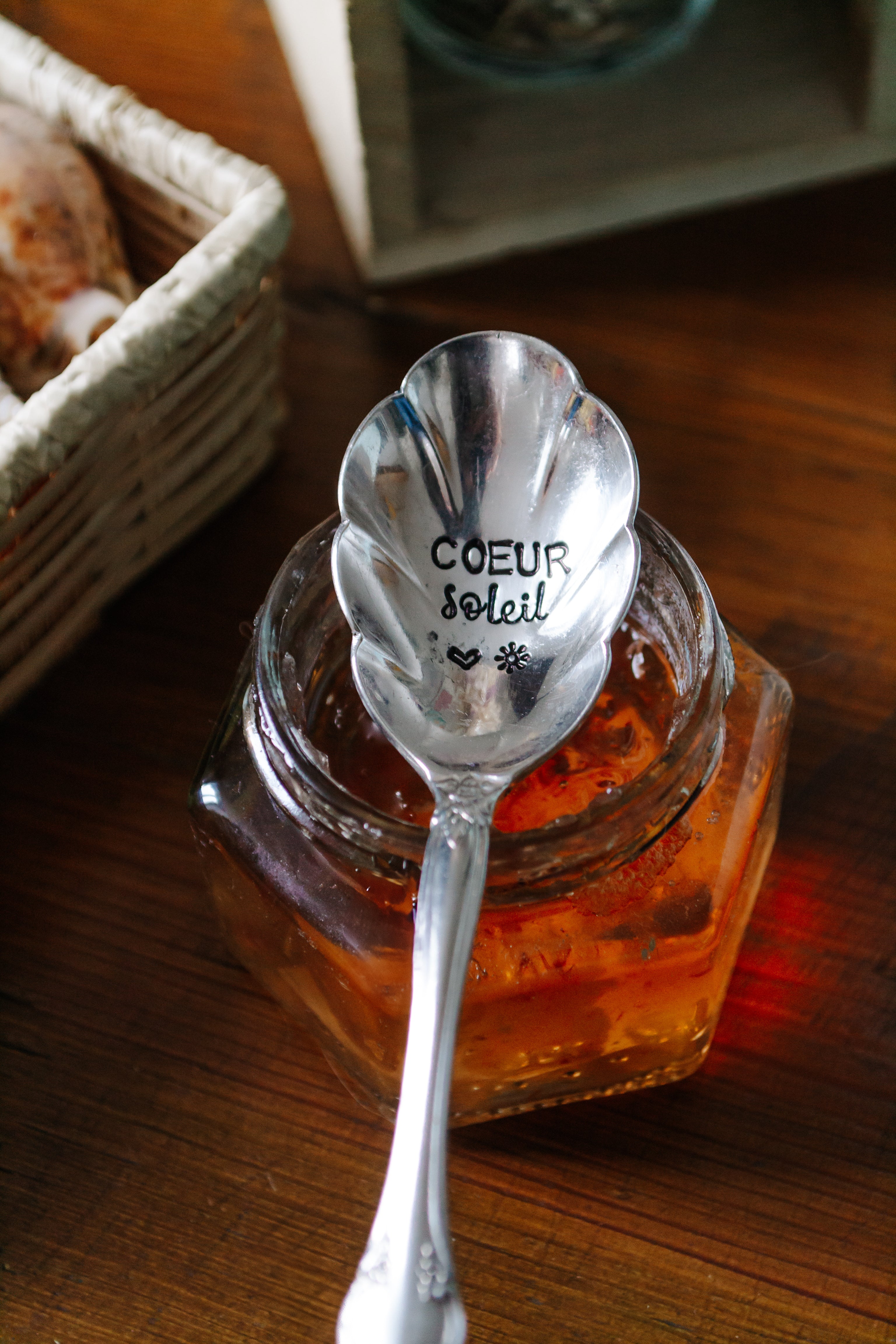 Cuillère coquillage "COEUR soleil" - sous le sable design - grisbleu