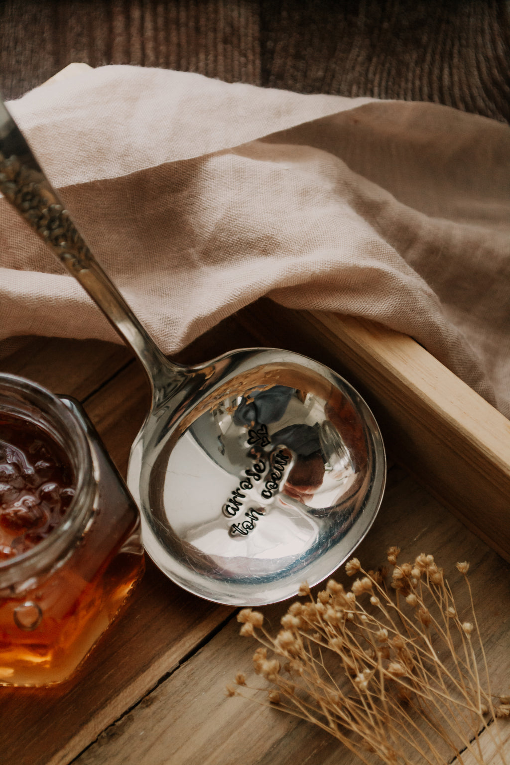 Petite louche "arrose ton coeur" - sous le sable design - grisbleu