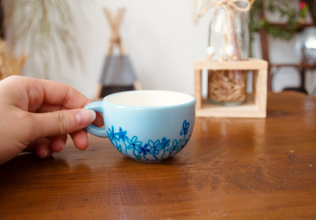 Petite tasse "fleurs fragiles"