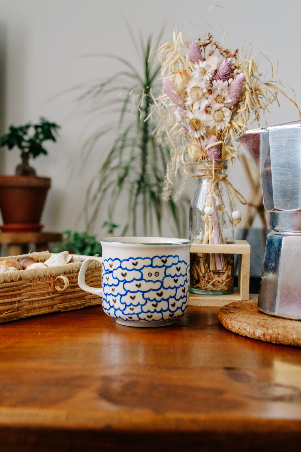 Tasse "S'emmitoufler de mots douillets" - sous le sable design - grisbleu