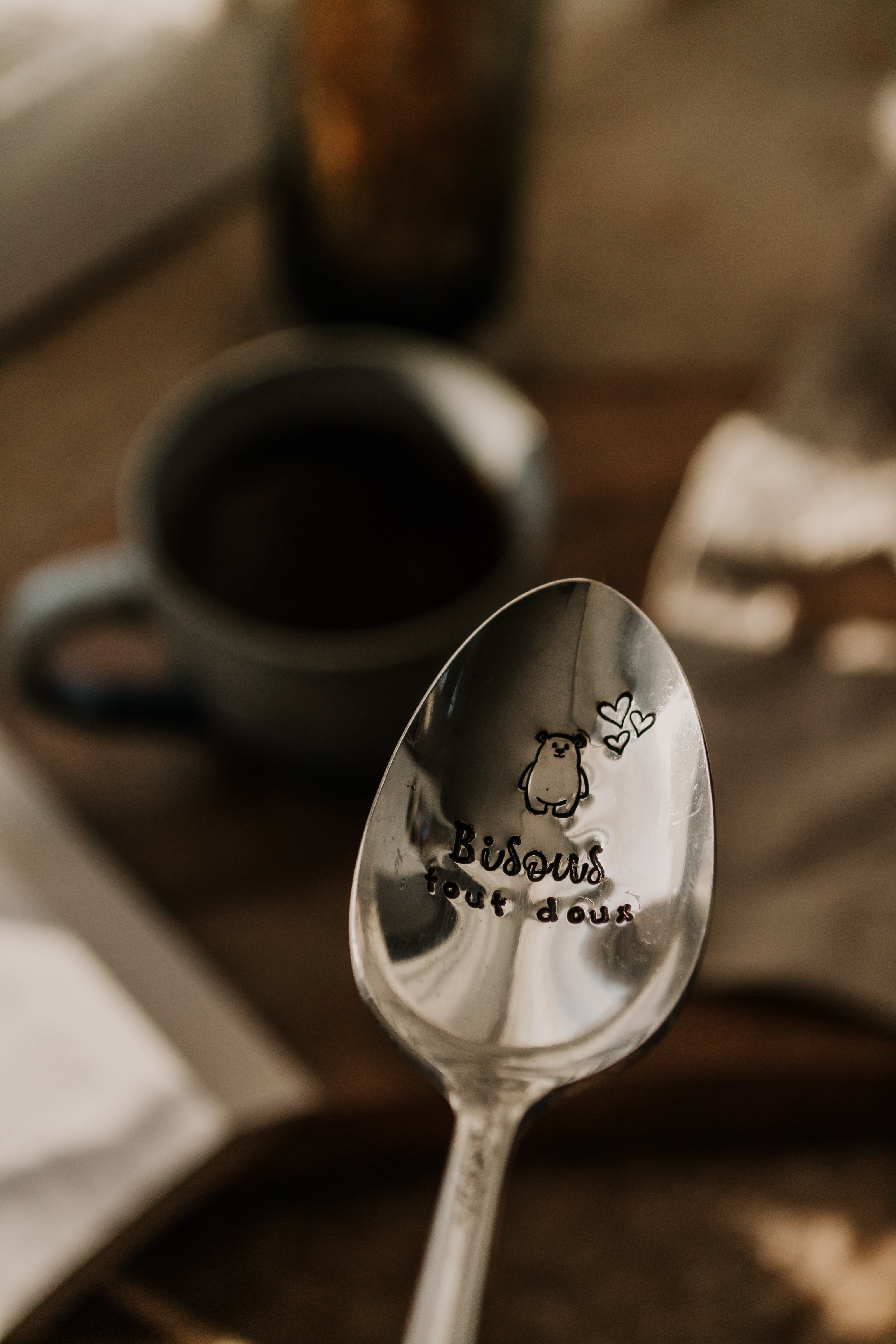 Cuillère "Bisous tout doux" - sous le sable design - grisbleu