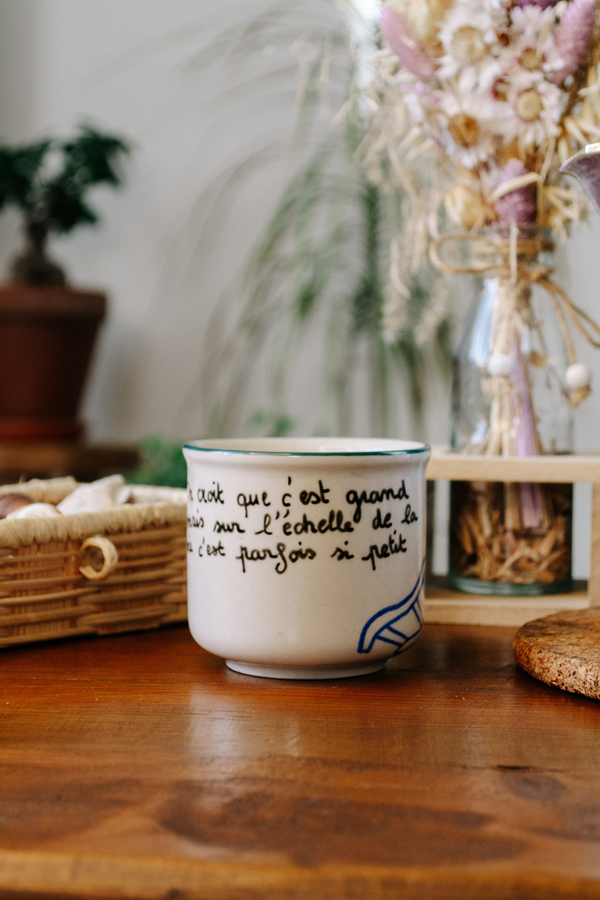Tasse "l'échelle de la vie" - sous le sable design - grisbleu