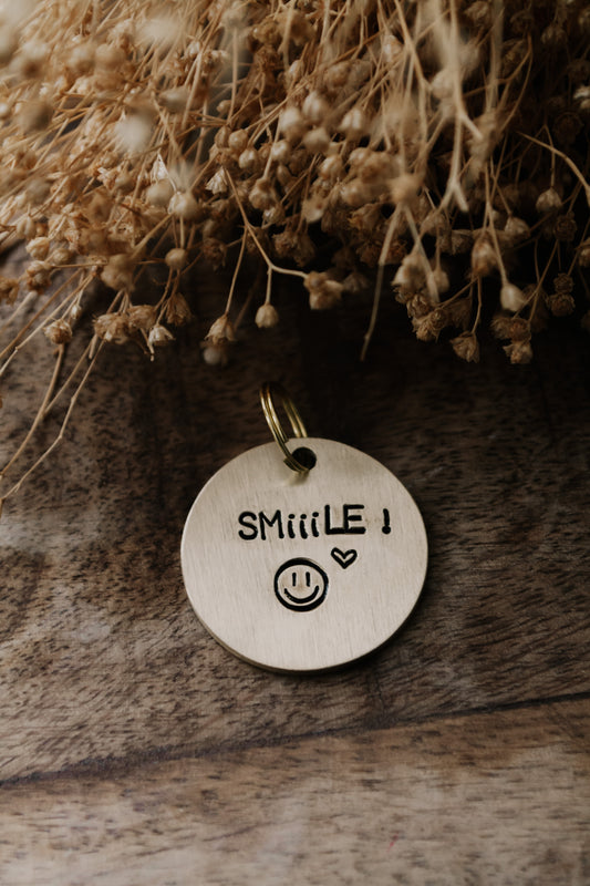 Porte-clé "SMiiiLE !" - sous le sable design - grisbleu