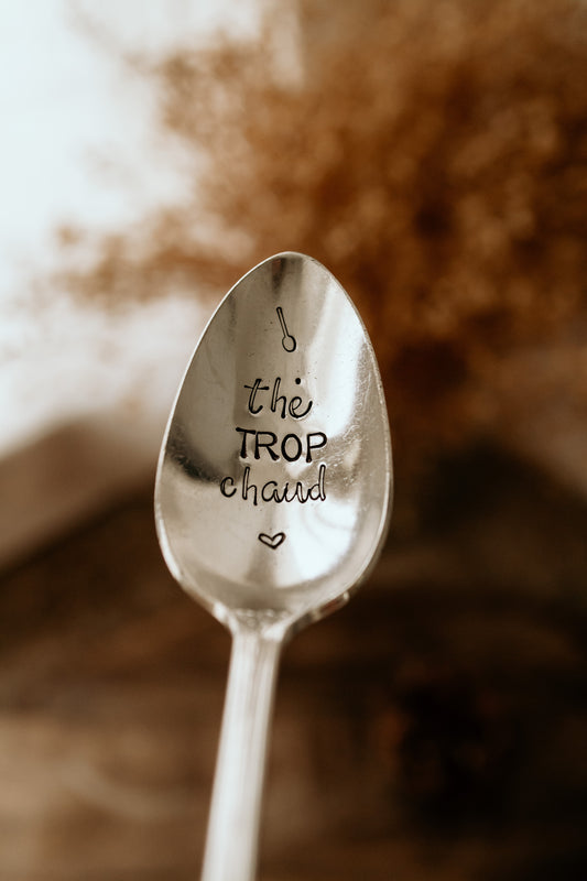 Cuillère "thé TROP chaud" - sous le sable design - grisbleu