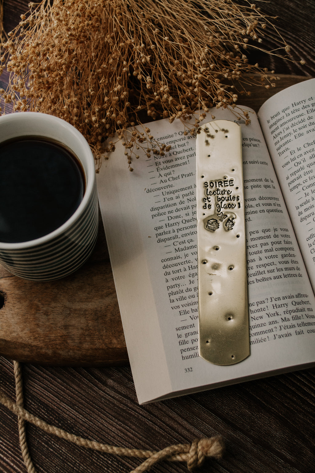 Marque-page "SOIREE lecture et boules de glace !" - sous le sable design - grisbleu