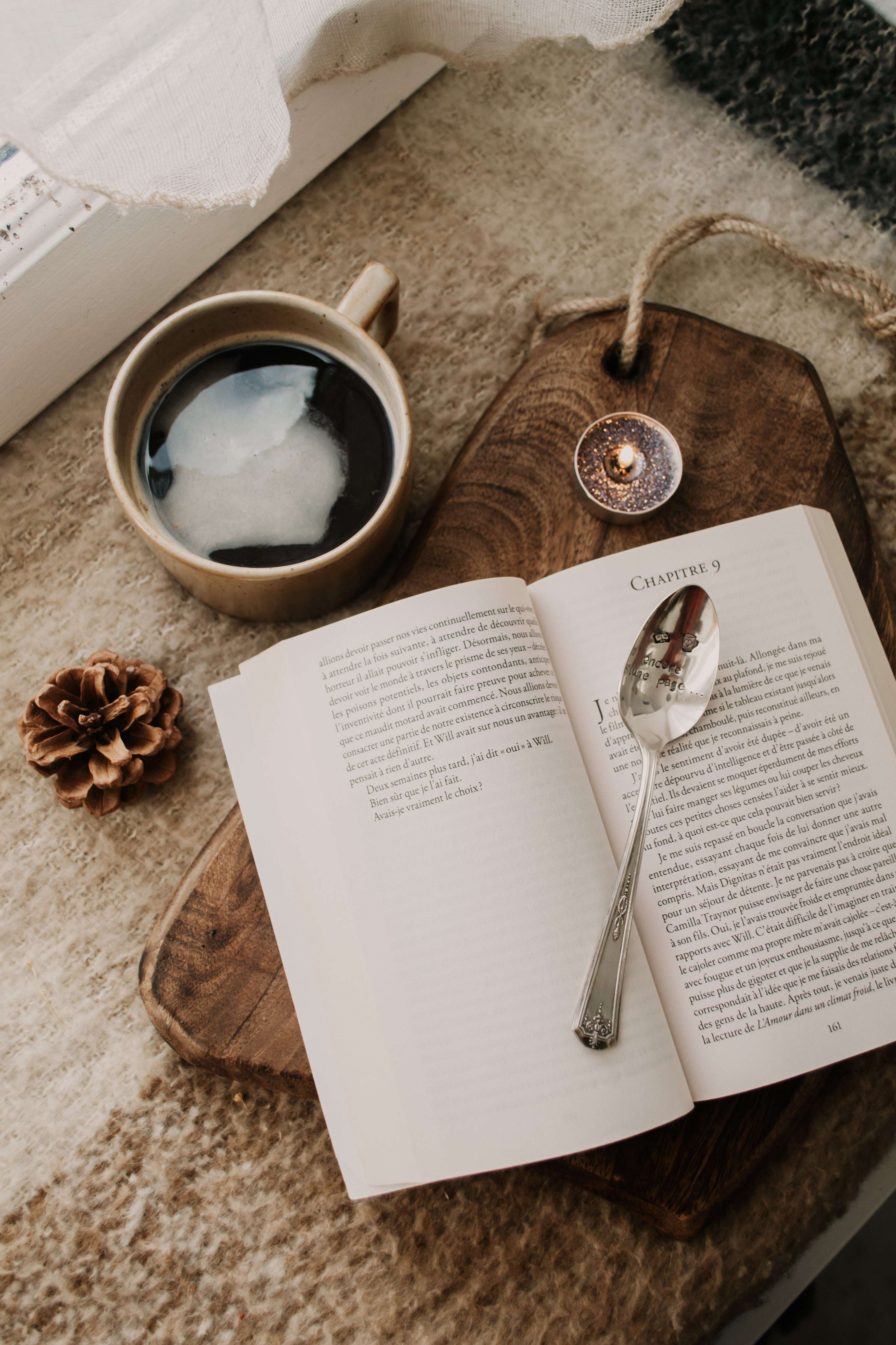 Cuillère "Encore une page ..." - sous le sable design - grisbleu