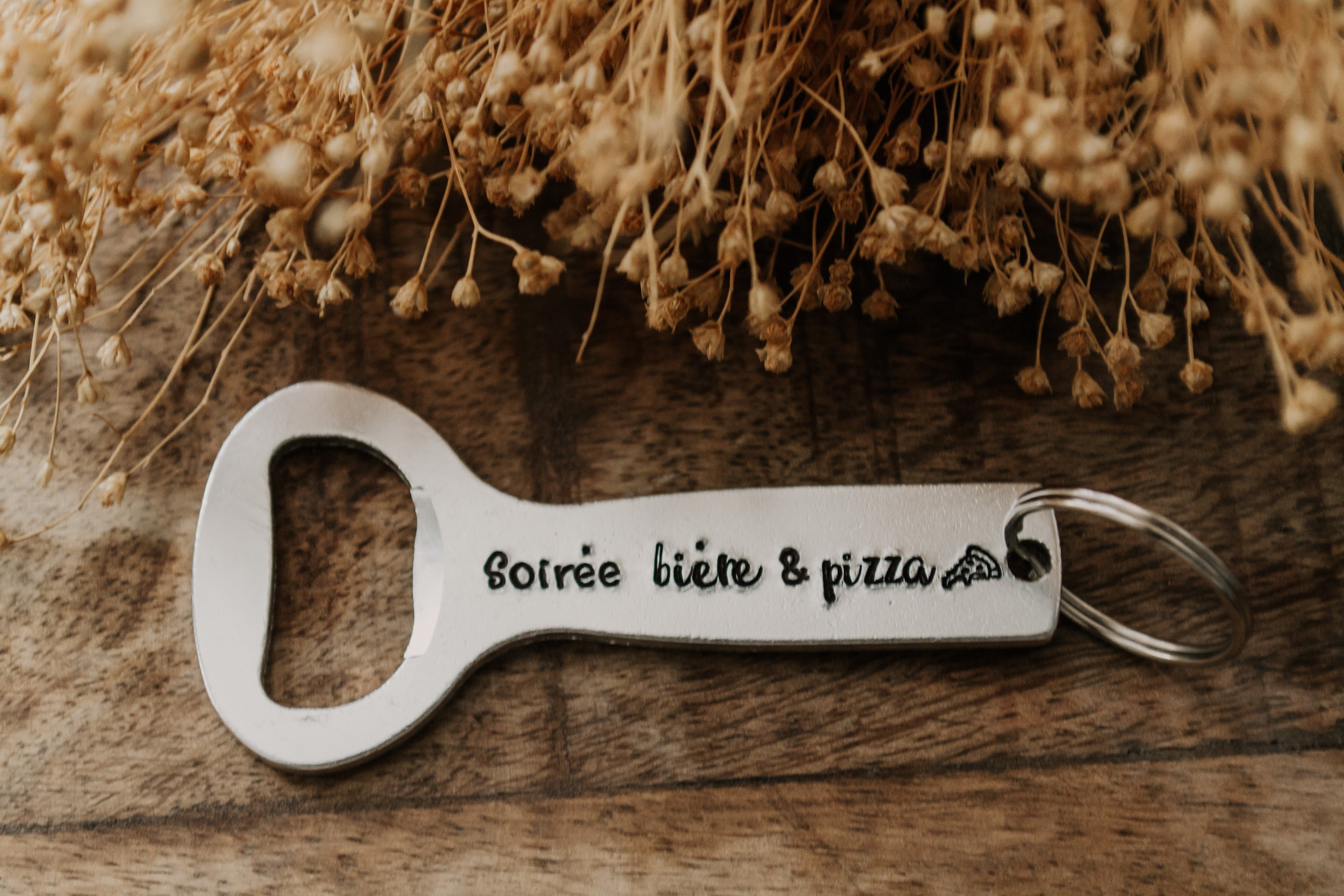 Personnalisation décapsuleur en aluminium - sous le sable design - grisbleu