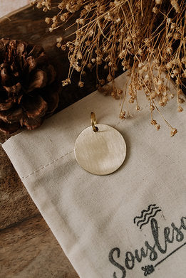 Personnalisation porte-clé rond - sous le sable design - grisbleu